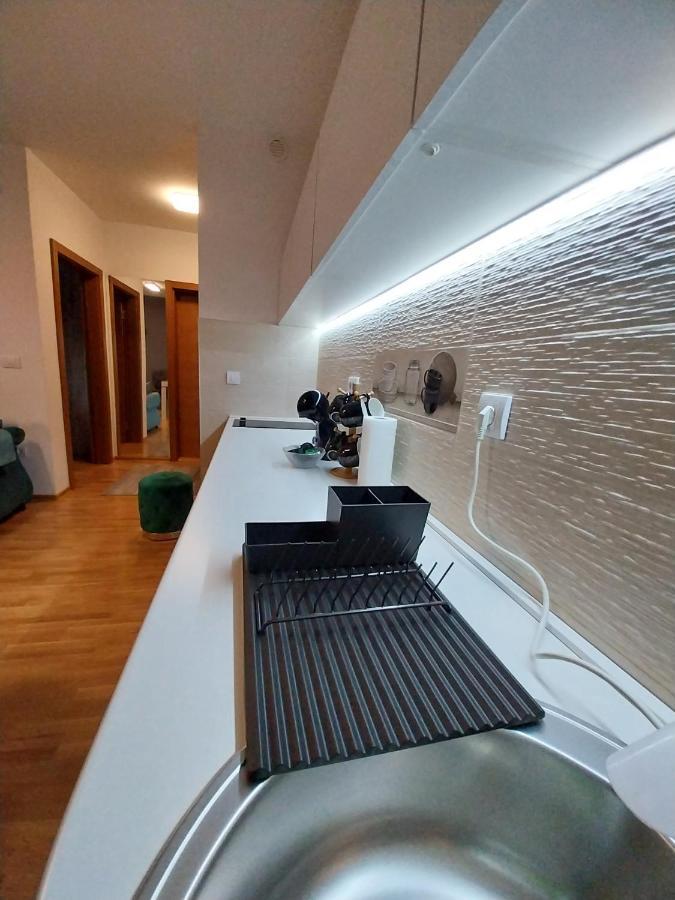 Apartman Korac วรินรัชกา บานยา ภายนอก รูปภาพ