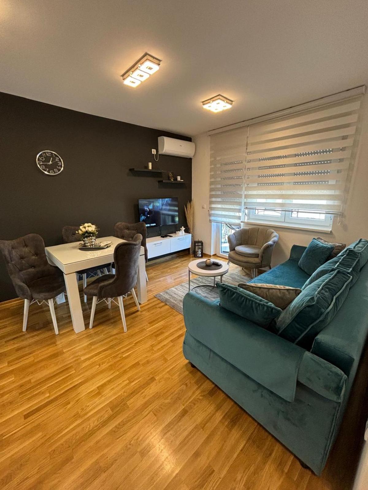 Apartman Korac วรินรัชกา บานยา ภายนอก รูปภาพ